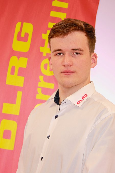 Beisitzer: Enya Joyce Behrmann